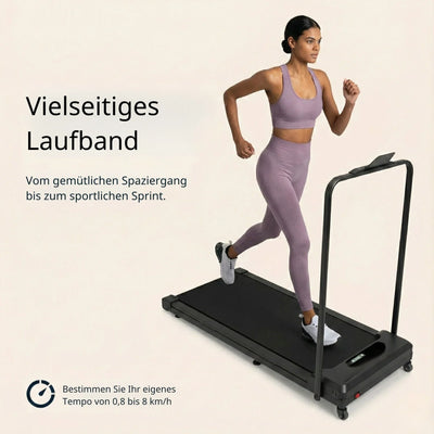 Frau läuft auf modernem, vielseitigem Laufband für Fitness und Training zu Hause.